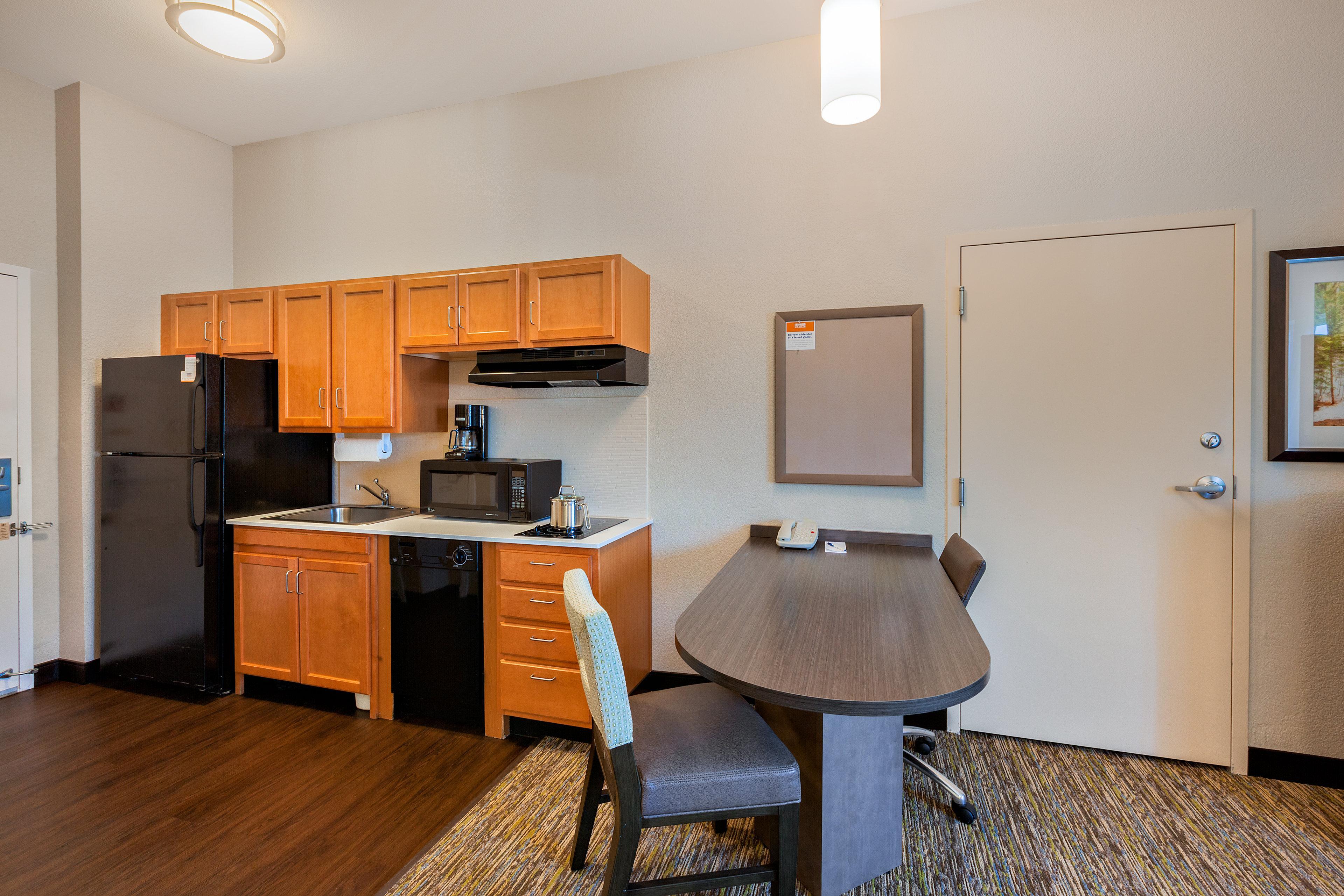 Candlewood Suites Medford By Ihg מראה חיצוני תמונה