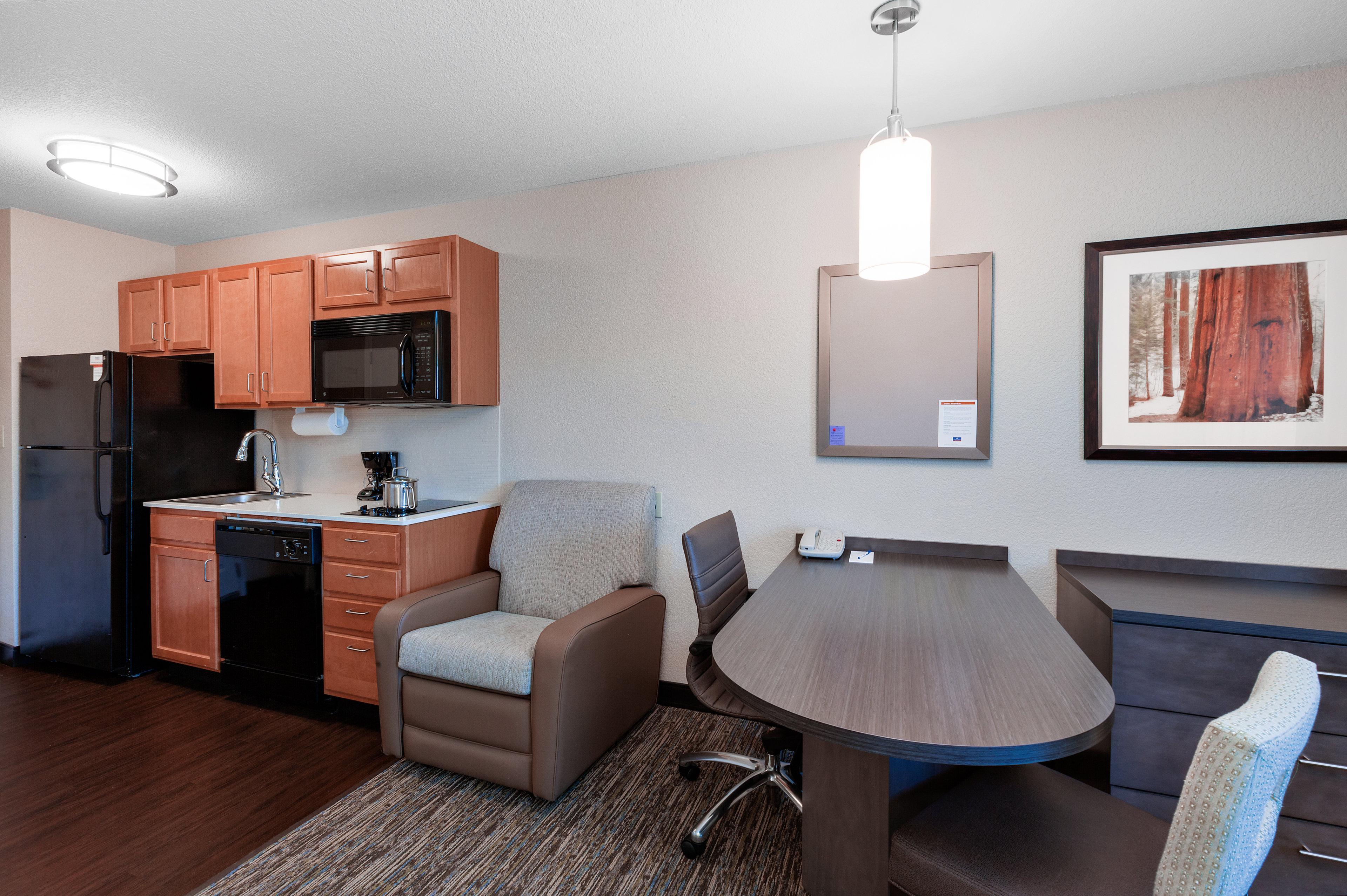 Candlewood Suites Medford By Ihg מראה חיצוני תמונה