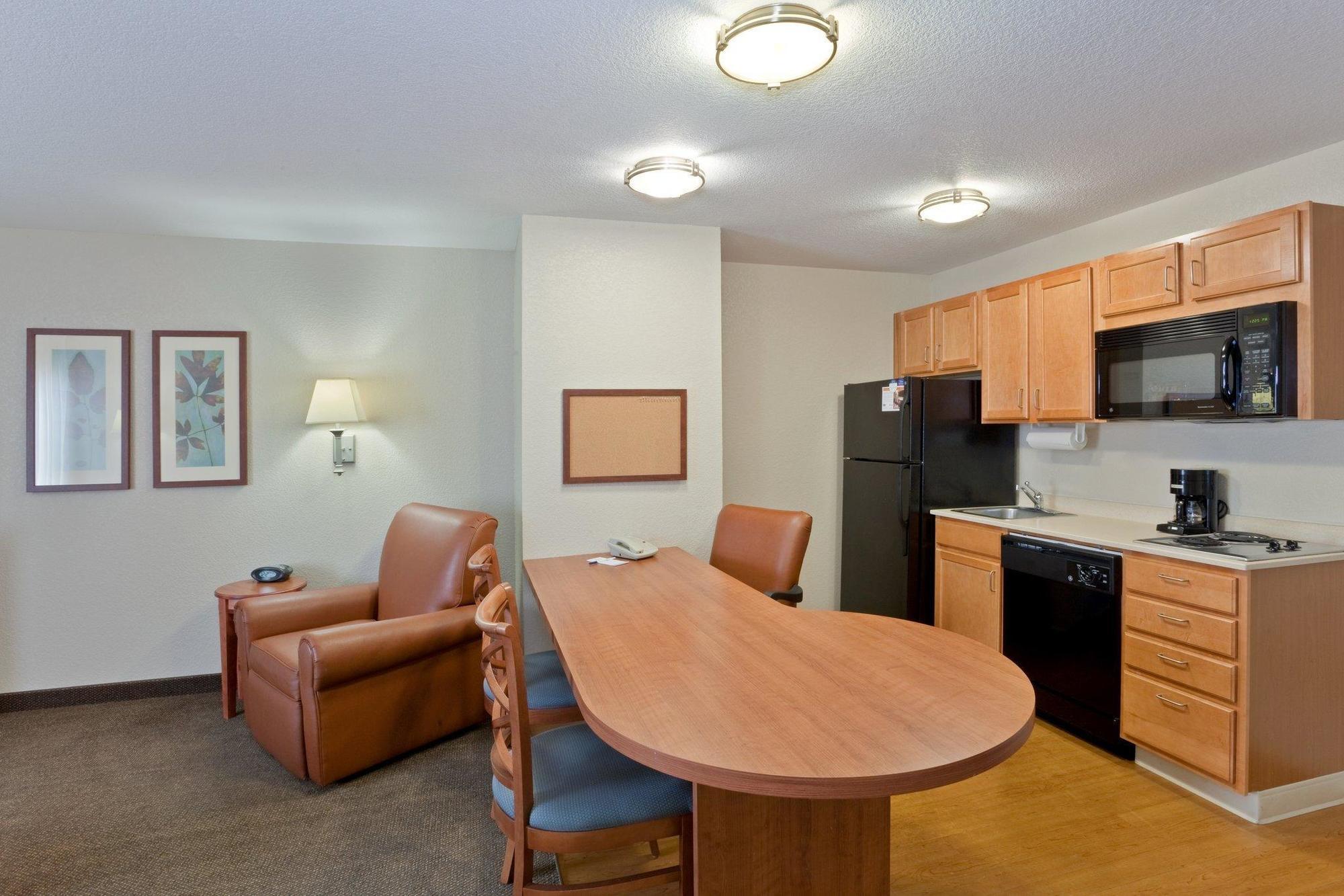 Candlewood Suites Medford By Ihg מראה חיצוני תמונה